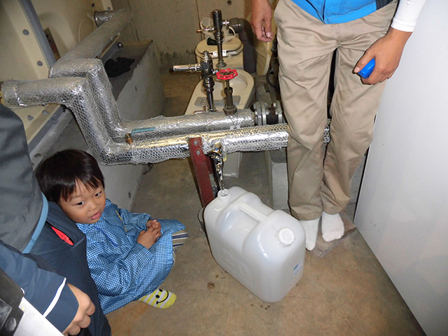 貯水槽飲料水の汲み出し訓練